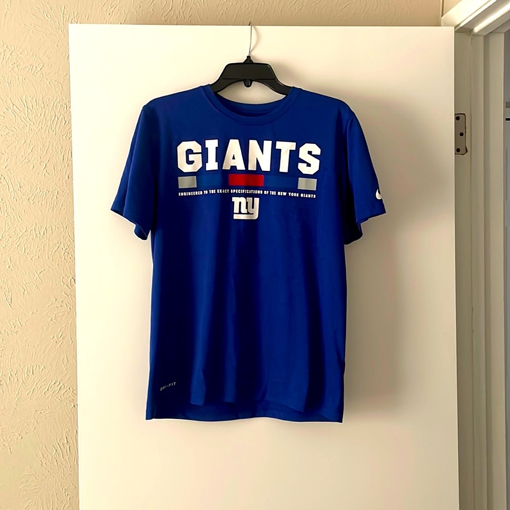 Giants Nike T-shirt Medium